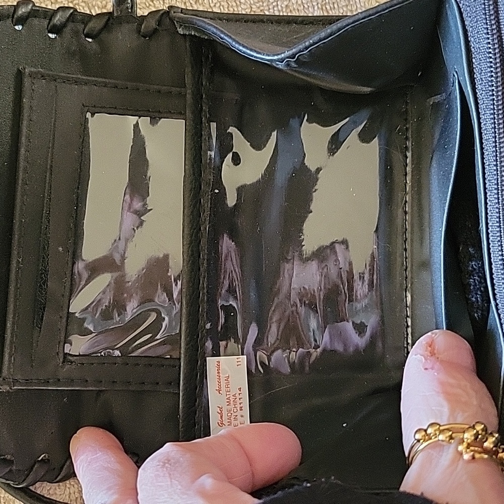 Avanti Small Purse - Picture 6 of 7